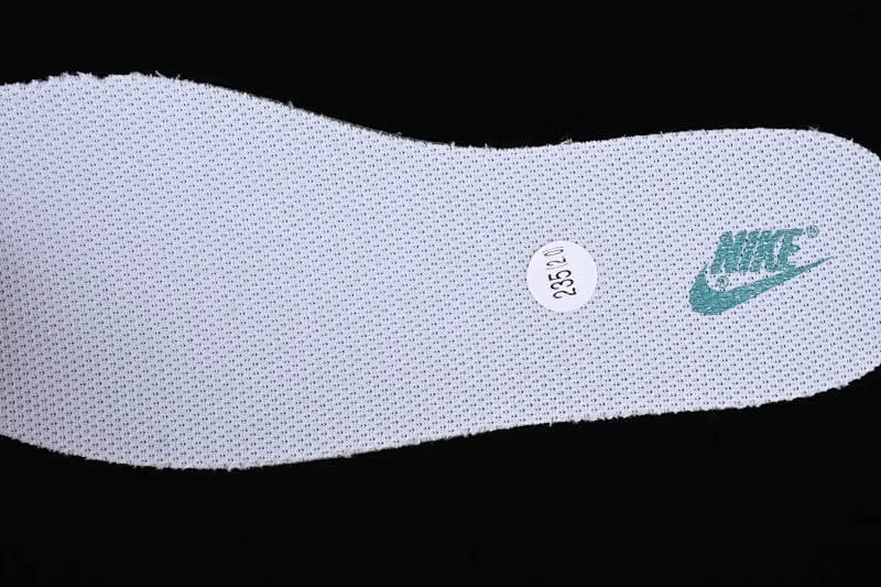 All categories Nk SB Dunk Series Nk SB Dunk Low low-top sneakers Nk SB Dunk Low GS "Mineral Teal" Strawberry Milk SB low-top casual sports skateboard shoes FD1232-002